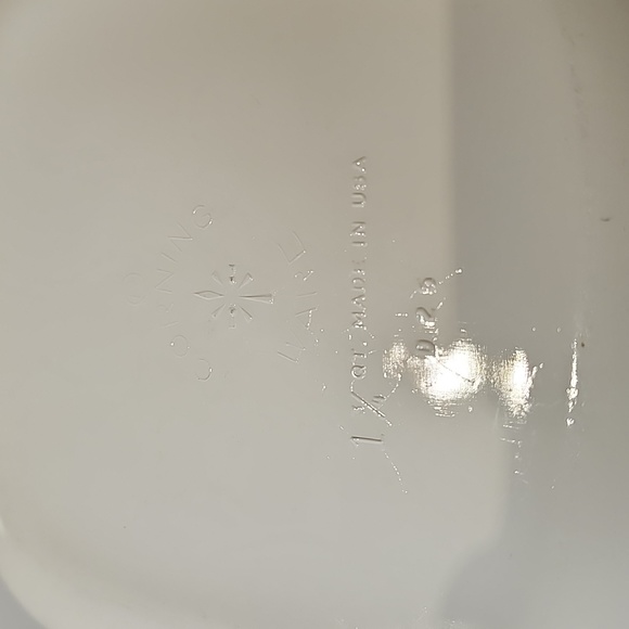 1959s corningware 7" Casserole dish 025 Embossed Botton . stylized flam… - Picture 6 of 8